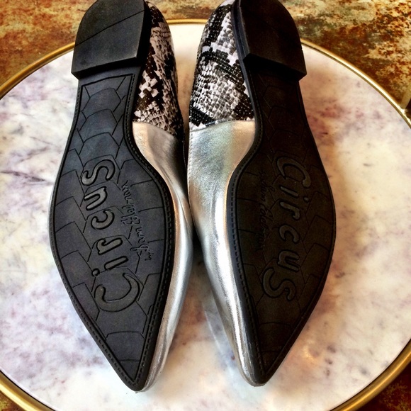 Circus by Sam Edelman silver and snakeskin flats. - Picture 7 of 8